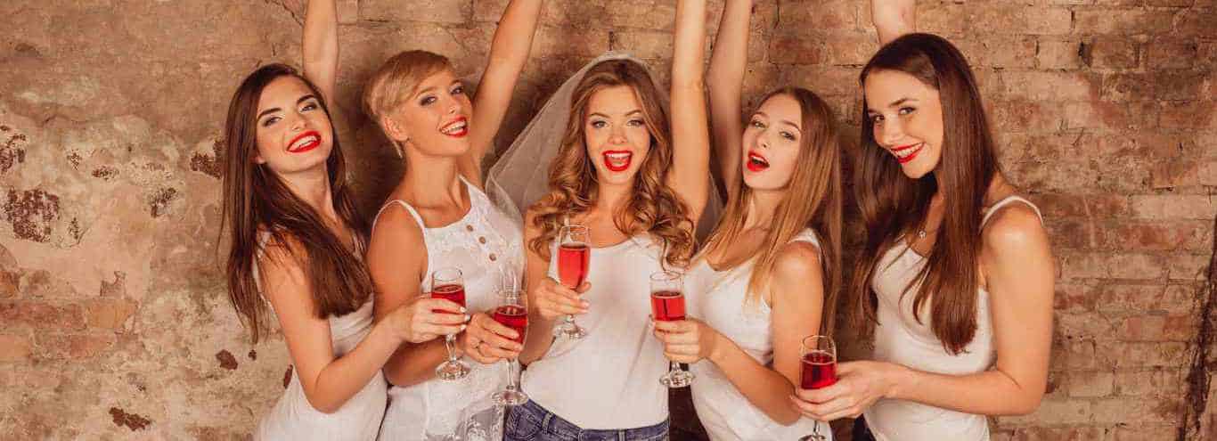 Hochzeits DJ mit professionellem Sound für unvergessliche Momente bei Hochzeiten in Köln.